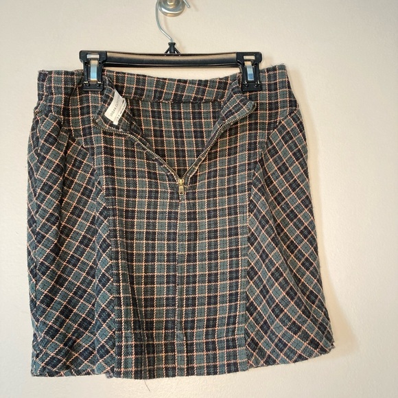 Urban Outfitters Plaid Mini Skirt Green Navy Brown S Dark Acadamia. - Picture 4 of 6